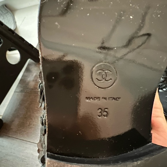 BNWT CHANEL LIMITED EDITION boots - Picture 9 of 12